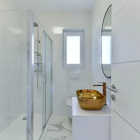 House Casia With Pool Murvica