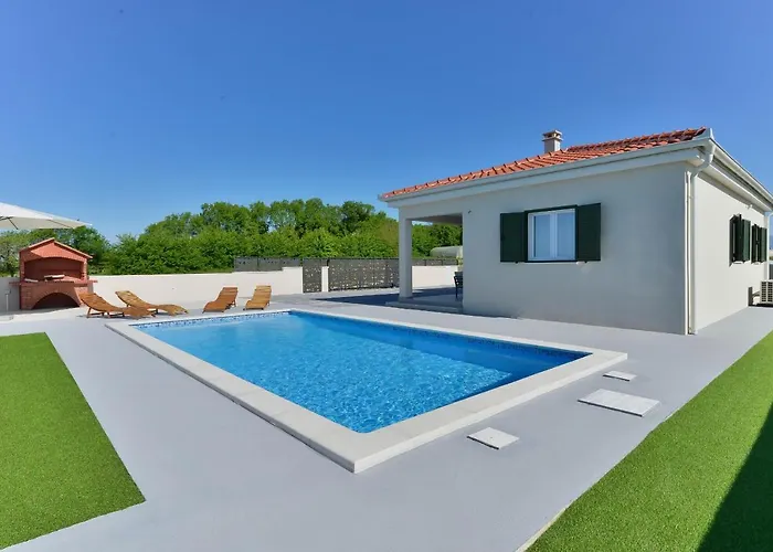 House Casia With Pool * Murvica (Policnik)